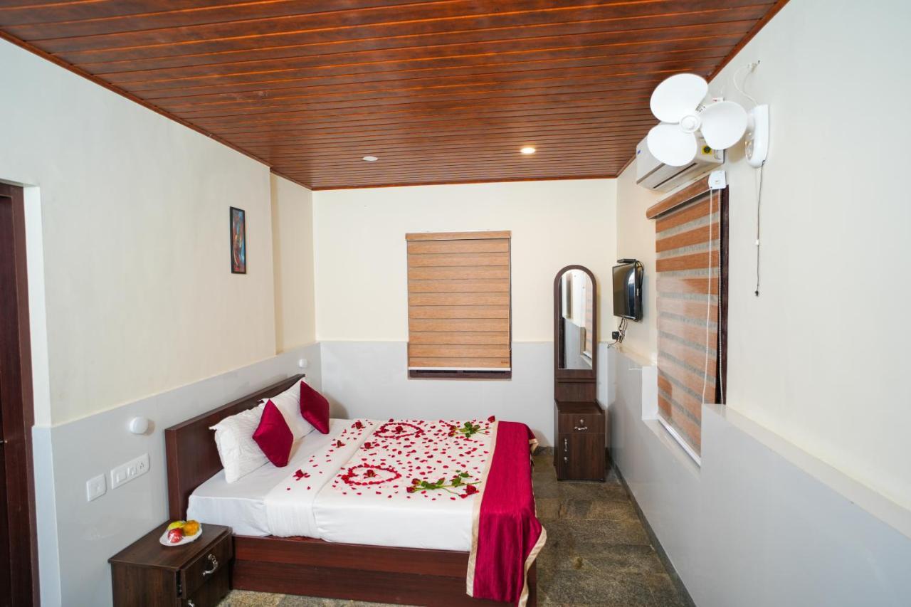 Clay Resort By Bestinn Leisure - Wayanad Padinjarathara 외부 사진