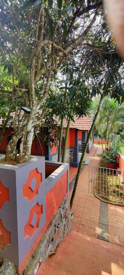 Clay Resort By Bestinn Leisure - Wayanad Padinjarathara 외부 사진